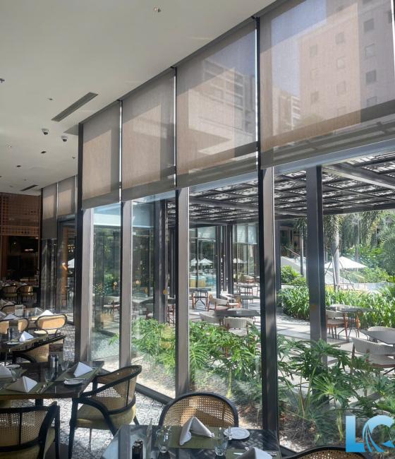 Rèm cuốn động cơ hiện Đại